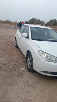 النترا • ٢٠١١ • مكفولة