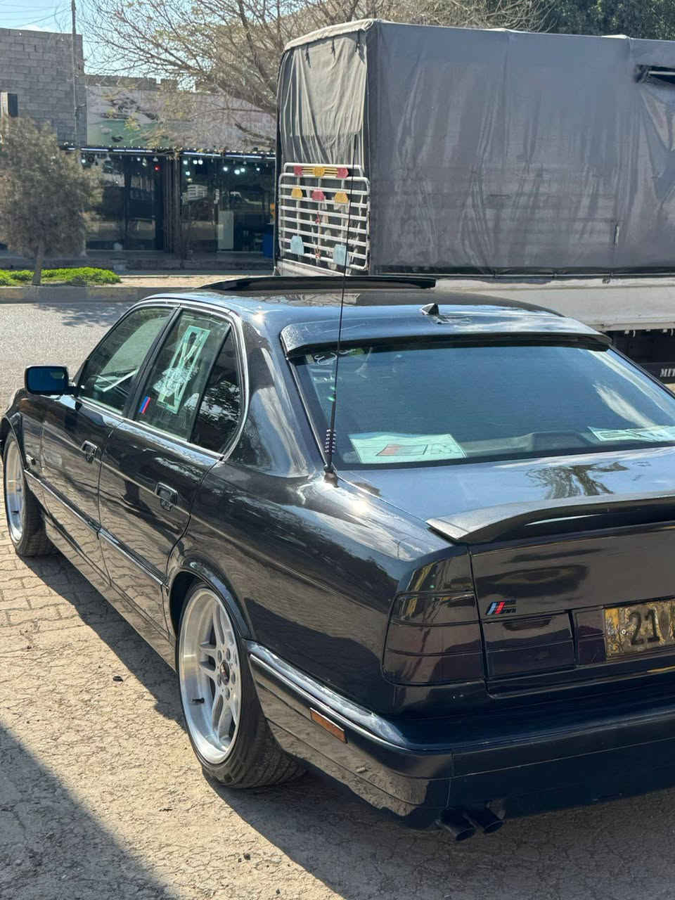 بي ام موديل 1994محرك بيلا 525كير عادي سياره فول مواصفات اربع جام كهرباي دواخل صاج 3برده بيلاد شاشه ايبات دواخل جلد بيرادي سلايت تبريد شغال ويل ايم 18تايرات جديد سعر 58بي مجال *********** كركوك, العراق
