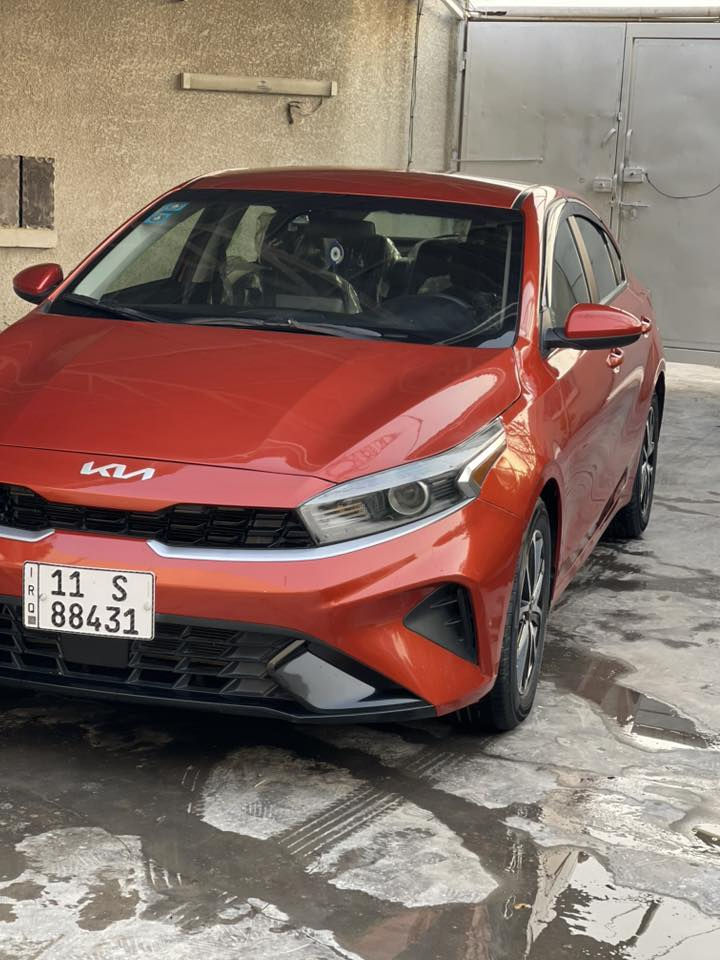 فورتي للبيع موديل 2022 وارد امريكي قطعتين صبغ بنيد و جاملغ فقط موجود السونر السيارة كاملة اي نقص ما بيها جديدة استعمال بيت عارضها ب 150 رقم الهاتف 
***********
