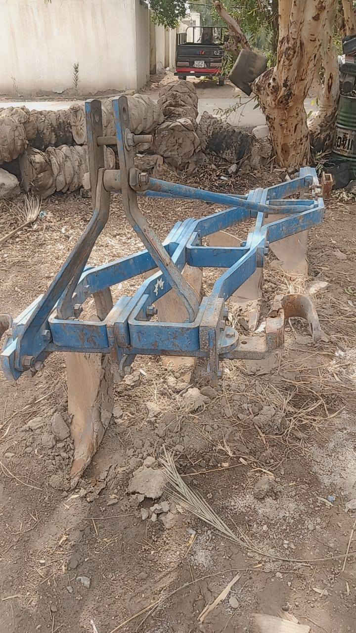 فدان رباعي ٢٠١٤
حجم ١١
مكان المثنى الرميثه
***********
مكلف بلنشر اتصل ع الرقم
