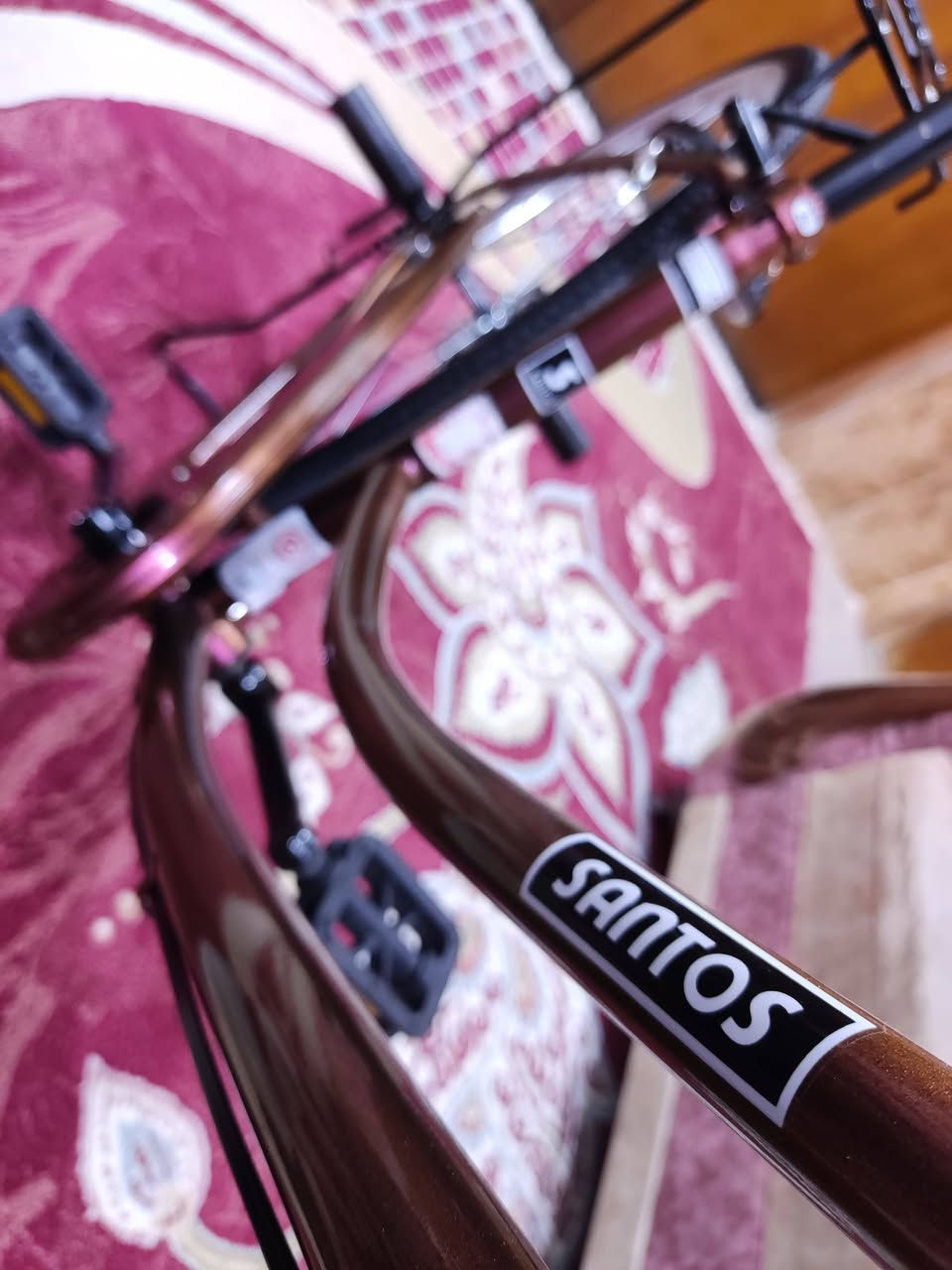 بيسكل سياحي للبيع موديل 22 النوع سانتوس  ما صاله أسبوع من طلعته من حاويه سعره 200وبي مجال المكان البصرة الجمهوية رقمي واتساب ***********
