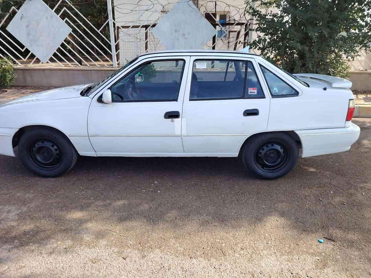 سياره دايوا موديل94 محرك 16فال كير اوتاماتيك سياره نظيفه جدا كولشي مابي شرط بدون ضربه سنويه مشروع وطني لل 2028بي دفتر بنزين كهربائية كلها شغال تخم صدر جديد سعر 33وبي مجال بسيط عنوان كركوك رقم هاتف ***********
