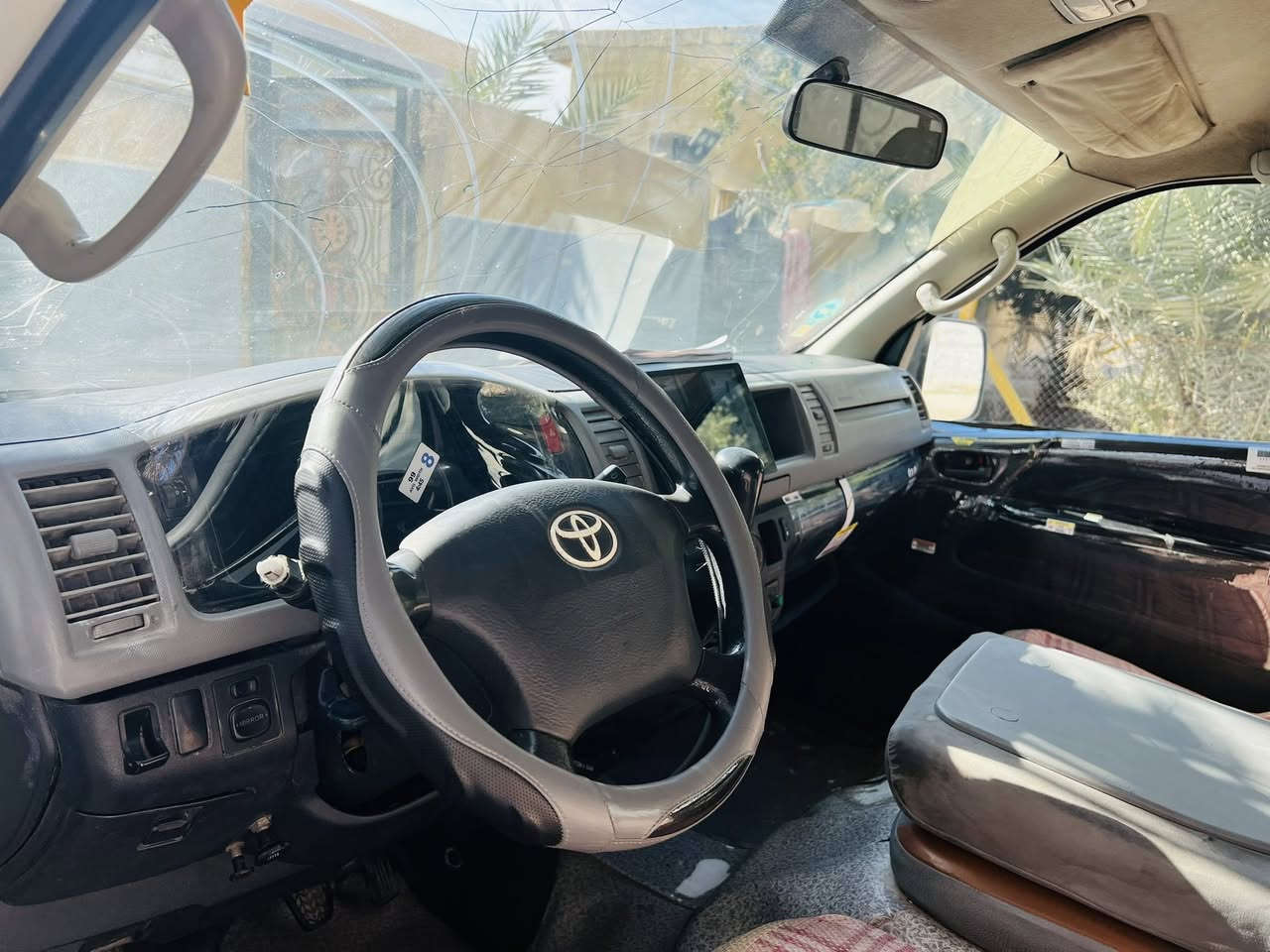 سلام عليكم هايسه البيع سياره بيه الربع مال الصفحه الطويله سياره تخم تاير مكينه كير اكسن كفاله  مديل 2009  وهاذ رقمي *********** السعر 165 وبيه حك الجيه
