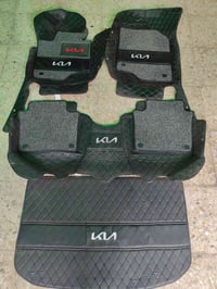 عندي ارضيات حوضيه  ام القطعتين الشكل الجديد استخدام جدا قليل ونضيفات ك...