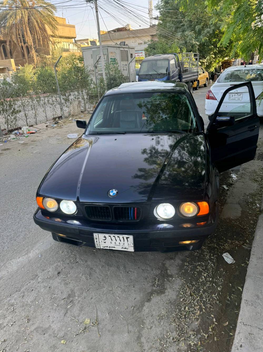 BMW540
فول مواصفات رقم مميز برده كامره تلفزيون 