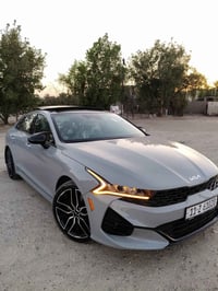 K5 موديل 24 ماشيه 15 مكينه 2500 تيربوه  حاذثه خلفي.  جاملق بي بارد أو ...