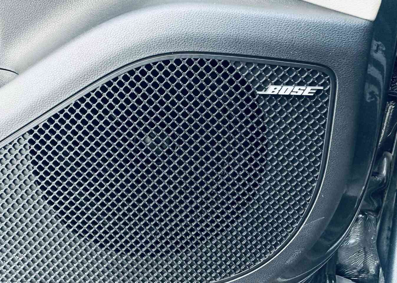 السلام عليكم للبيع قطعه نادره
السياره استيراد خاص

اعلى فئة توسان‏.............. LIMITEDVIP

موديل2024 امريكي زيرو سياره ماشيه فقط 6000

مواصفات سياره كلش هواي ومتخلص

السياره تتقدم وترجع بالبصمه

كير سياره يجي دكم

سياره فور ويل وليس تو ويل

خزن ميموري للكشنات

مري قلاب عنده الرجوع

بصمة تشغيل 

بصمة أبواب لمس دخول ذكي 

بنوراما على طول السيارة 

صندوق كهرباء شفط 

كامرات 360 درجة

 ( جانبية - أمامية - خلفية ) 

كامرات مع الأشارة 

تبريد وتدفئة بالكشنات كشنات أمامية وتدفئة بالكشنات الخلفية

رادرات وسياقة ذاتية 

الكشنات الأمامية كهرباء 

أضواء محيطية متعدد

كشنات خلفية هيتر 

مرايات تعتيم ذاتي 

أبل كار بلي 

أندرويد أوتو 

شاشة دجيتل 3 أشكال للقيادة 

أشاير ترحيب 

أضواء أمامية LED زنون 

أضواء خلفية LED

نظام سماعات BOOSكلش عالي

فول أوامر صوتية 

جامات أوتو 

قطعتين تبريد 

إشارات ب المري 

شفتات ستيرن 

تحكمات ستيرن 

هاند بريك بصمة 

شحن واير ليس 

منافذ شحن 

أوتو هولد 

تشغيل عن بعد 

السيارة أوتو بارك 

حساسات أمامية 

حساسات خلفية 

گير ٣أنظمة أيكو وسبورت ونورمل 

رادار أمامي 

رادار خلفي 

رادار جانبي 

نقطة عمياء

كامرات مراقبة داخلية 

وبعد بيه كلش هواي مواصفات حادث سياره خفيف سطحي بدون تبديل اي قطعه وبدون صبغ السياره جديده جدا دهن جديد مبدل تاير مشلن الاصلي مال شركه السياره رقم بغداد بسمي تحويل ثاني يوم بالعافيه على ياخده

مكاني بغداد 

الاتصال ***********

السعر 238$
