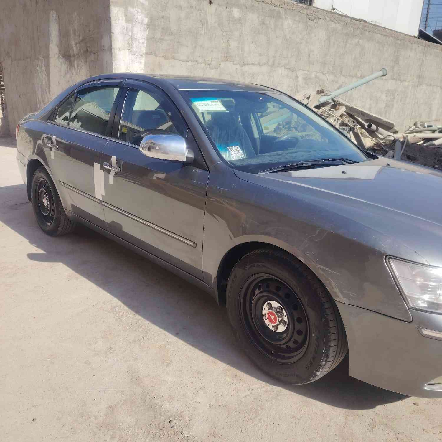 سوناتا موديل 2009وارد امريكي سونارها موجود فول مواصفات فتحه كير محرك تبريد كله مكفول تبريد ثلج العنوان بغداد السعر 112 او بيه مجال ***********
