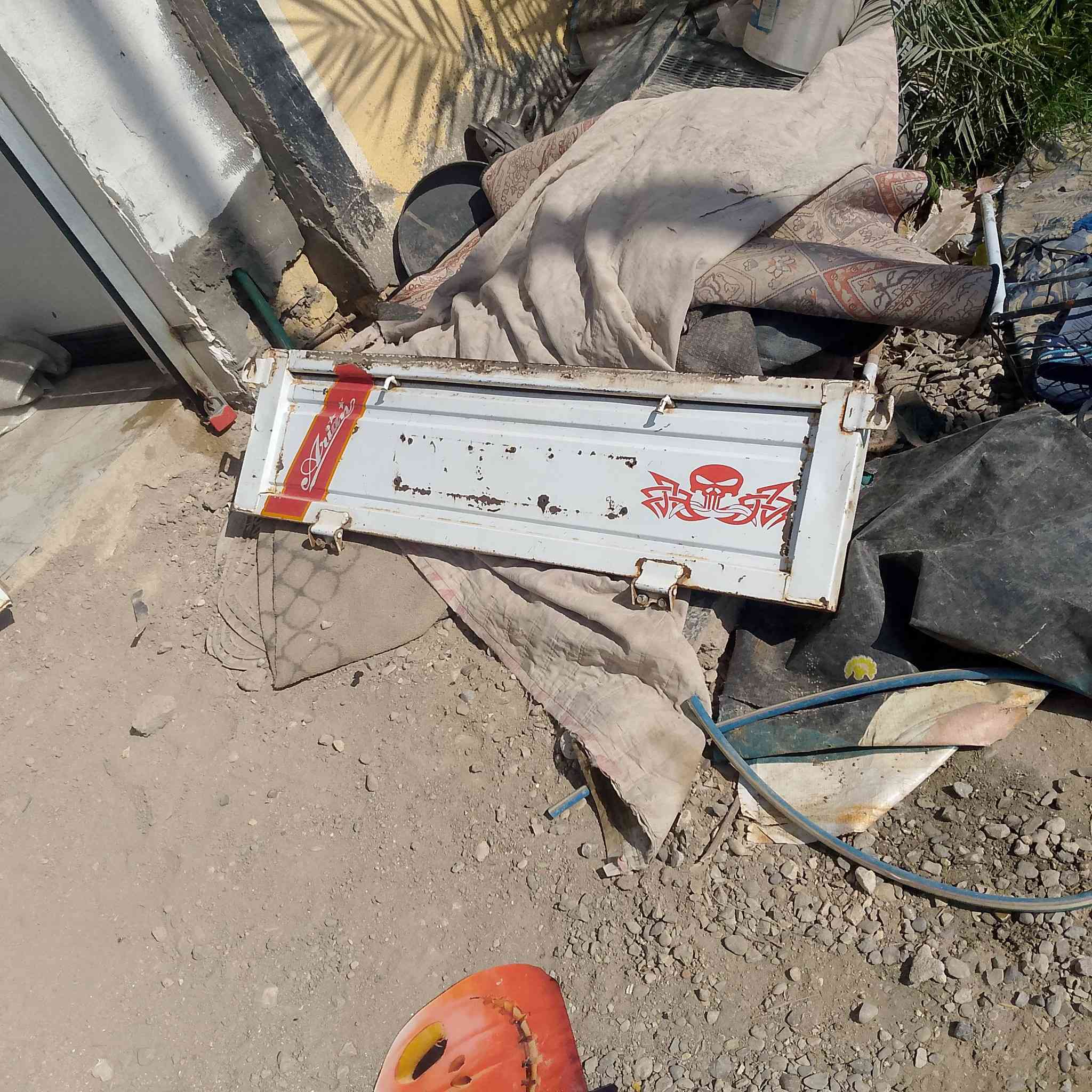 صفاح مل بدي 22 البيع سعرهن 110وبيهن مجال مكاني ناصريه اسكان صناعي مايعجبك المشنور جنك ماتشوف اليش تسمع حجايه موحلوو الاتصال ***********
