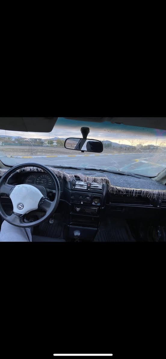 گیر مکینە بە شەت ئارم پلاستیک سلیمانئ بە شەرت مکینە 16 قایش پان ***********
