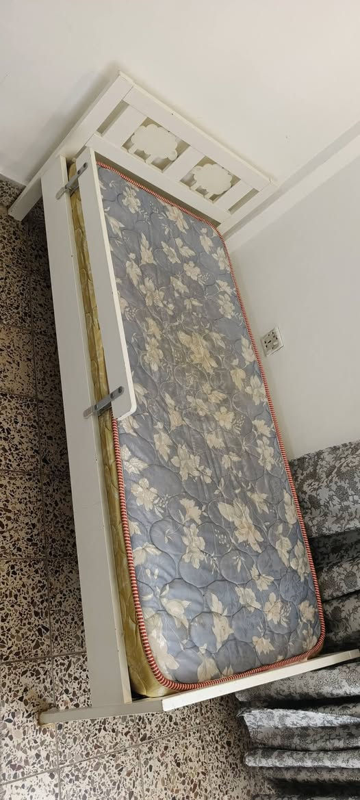 سرير ايكيا للاطفال جديد اي ضرر مابي للبيع الطول  ١٦٥ العرض ٨٠


**إذا كنت صاحب هذا الإعلان وتريد حذفه لأي سبب، رجاءا أرسل رسالة إلى الدعم الفني**