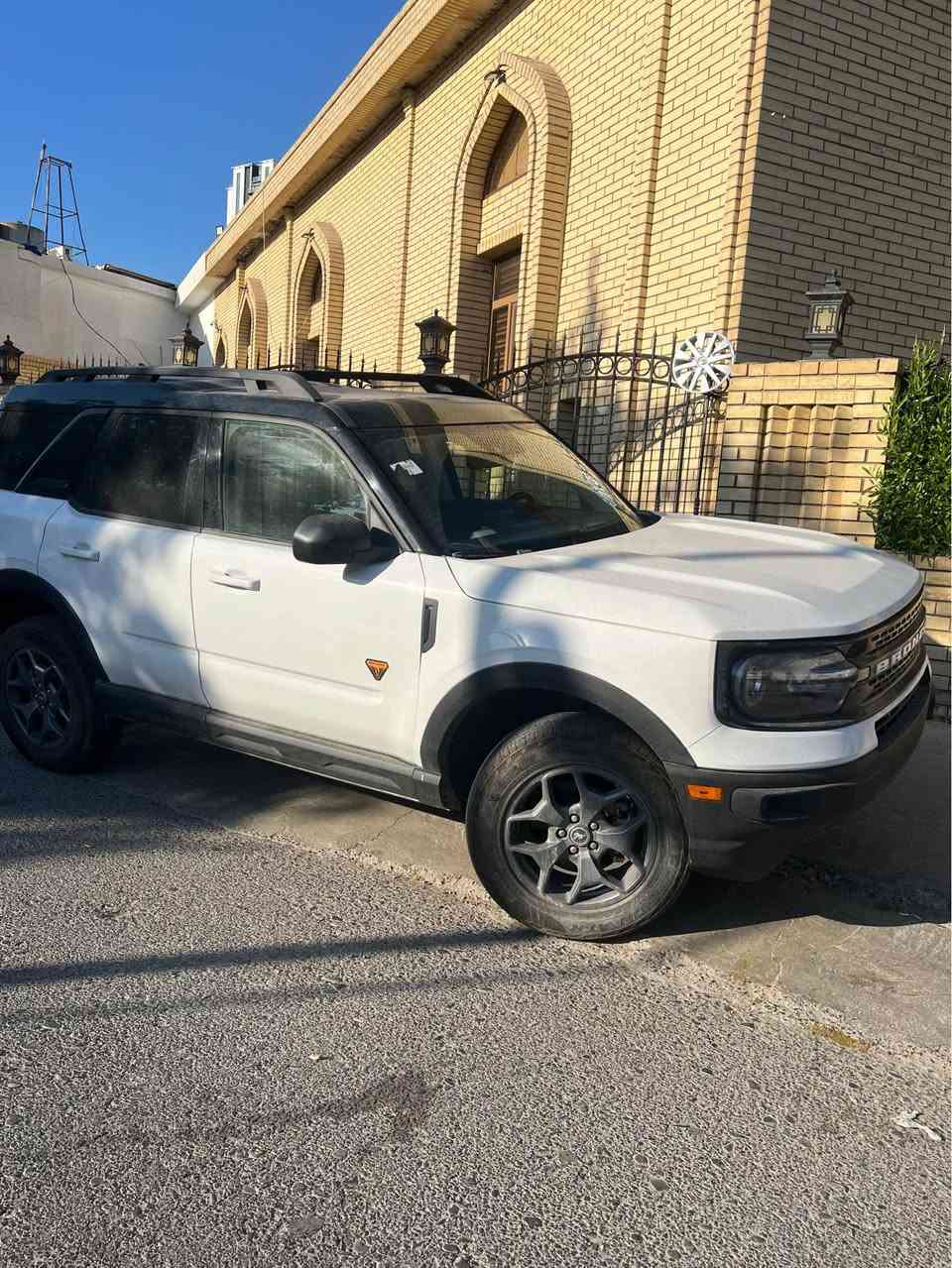 برونکو مودیل ٢٠٢٤ اعلی فئة بادلاند ماشیة ١٢ الف فول فول موصفات ٤ سلندر مکینة کبیر . ٤ قطعة مبدل بلادي و مصبوخ .
السعر : ١٧٠ ورقة 
——-***********—— أربيل, العراق
