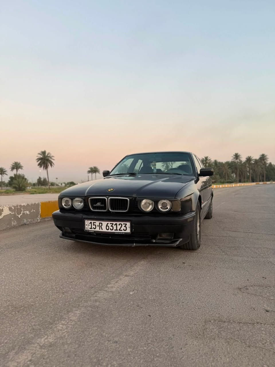 السلام عليكم مرخصة الادمن
BMW/540/V8
1-اصل وفصل 40لسياره
2-تخم تاير جديد
3-فول صاج
4-كشنات كهرباء
5-برده خلفيه كهرباء اصل
6-مديل 1993
7-تبريد ❄️ ثلج
8-سياره دعاميه خلفيه Mاصل
9-جام اربعه كهرباء
10-كير مكينه حاويه وارد يابن 
11-فتحه 
12-حداديه 100%
13-مكفوله من الضربه 
14-دبل ايرباك دركه ودشبول 
15-بجم عريض 
لسياره مال جنيا وبال عافيه على ياخذه16-
مكان السياره حله ومالكه ايضًا حله تحويل مباشر  
سعر السياره 80 وبيه مجال بسيط 
للتواصل: ***********
واعتذر عن المراوس بيع فقط
