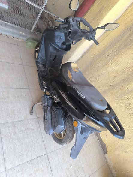 سلام وعليكم دراجه سكنس فحل البيع ستوه مجفته شغاله سعر 350 وبه مجال حك الجيه /*********** متوجد عله الفيس مكان القرنه بني منصور النعيم
