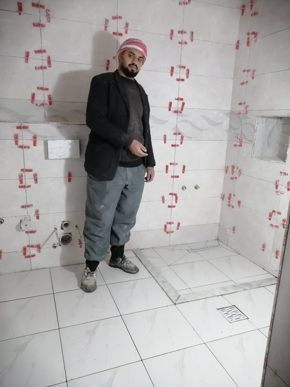 اسطه سراميك كاشي بورسلين مرمر حلان جدار و ارضي بايات درج
***********
***********
