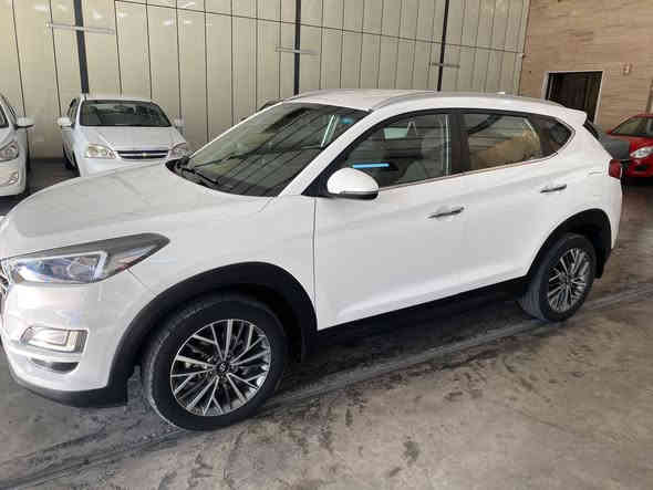 السلام عليكم توسان 2020 خليجي
(شركه الكاصد)
ماشيه 51الف مكفوله كفاله عامه

محرك2000 دوش

بصمه

كشنات كهرباء

حساس امامي خلفي 

شاشه نفكيشن اصليه

كأمره اصليه

شاحن وائر ليس

مود درايف

لد نهاري 

بكلايت لد

برده خلفيه

نضام ترحيب 

سبير شركه

سياره جديده جدااا

رقم بغداد

سعر (208) بيه مجال بسيط حك لعمله

للتصال***********

مكان سياره بغداد معارض البياع
