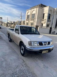 نيسان • بيك أب • ٢٠٠٢