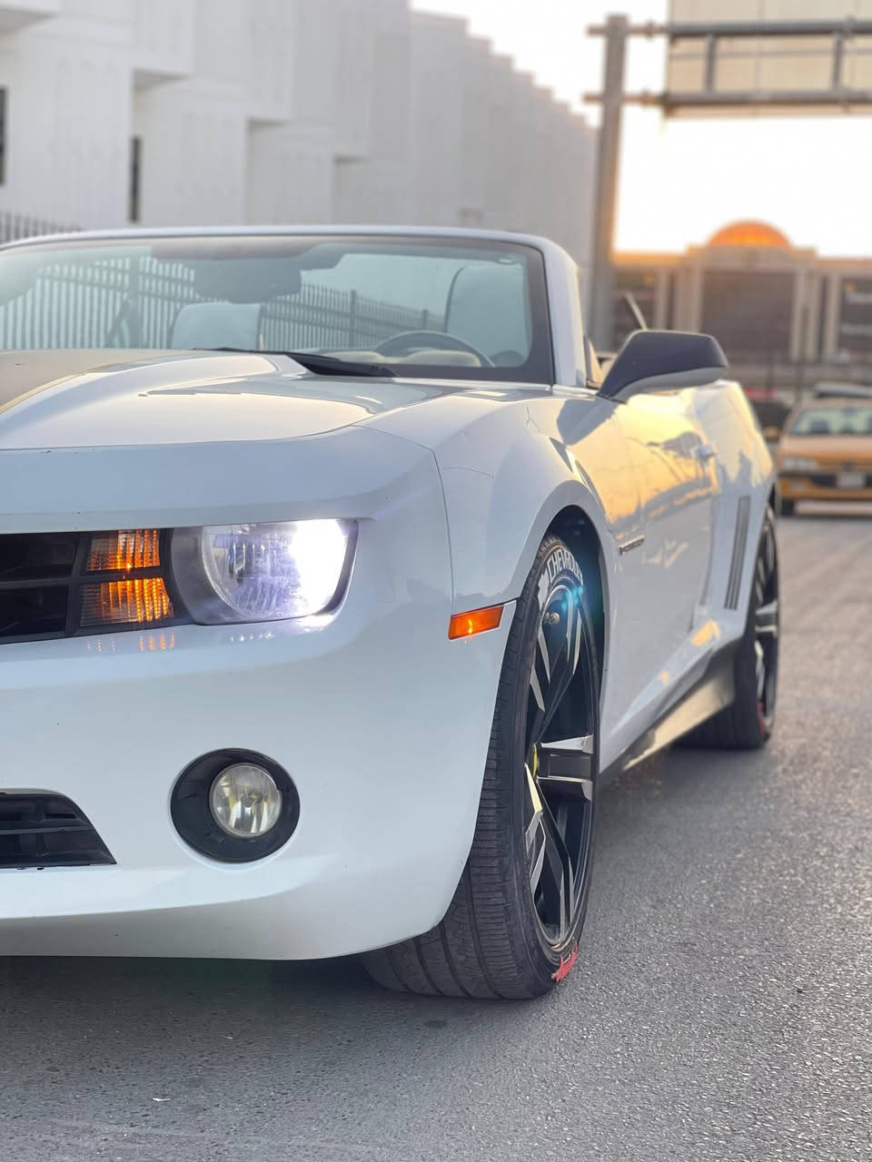 السلام عليكم
كمارو 2012 خليجيه مواصفات فول 

-تدفئه مقاعد ومرآة جانبيه ✅
-داتا شو ✅
-كشنات كهربائيه✅
-كيجات (حراره الكير + فولتيه الباتري + حراره المحرك + ضغط المحرك)✅
 -نظام الملاحة Navigation system✅
-نطام صوتي ودمام Boston من الشركه✅
-ويل zl1 حجم ٢٠✅
-اكسزوز وصوت متعوب عليه ودبات مفرغه✅
-عليهه برمج ستيج تو (كراج الشيخ) ✅

ملحقاتهه :
زوج فلنجات + اربع مساطر نوزلات + فيتم  +دعاميه تحديث ١٨ + دعامية خلفية تحديث+ سبيسرات 

السعر : 90 ورقه قفل       *********** 📞
