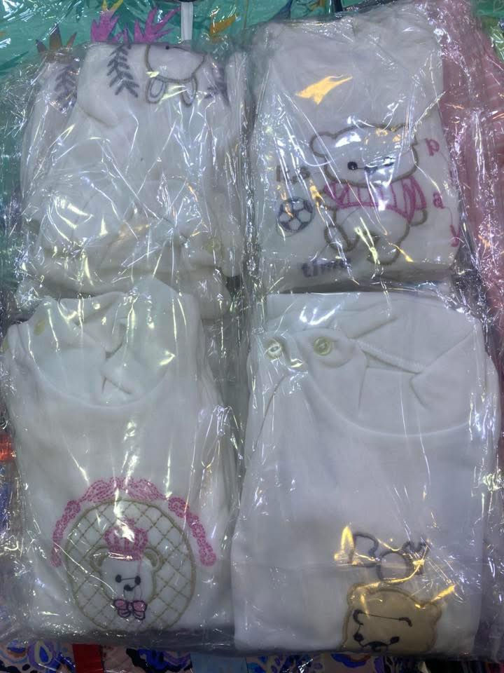 هلووو حبايبي الغالين اليوم تفليش الاسعار
بس يمي تلكون الكوالتي فلس ونص 
موقعنا سريدات الجديدة قرب ماركت المنتظر 

اليوم وفرتلكم تجهيز حديث الولادة بسعر مناسب 
متوفر توصيل 
***********
