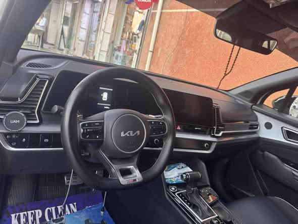 السلام عليكم سبورتج موديل 24 ماشيه 25 جيتي لاين اعلى مواصفات شاشه متصله مكفوله من التبديل والصبغ والبارد 
السعر 260 وبيه مجال 
***********
