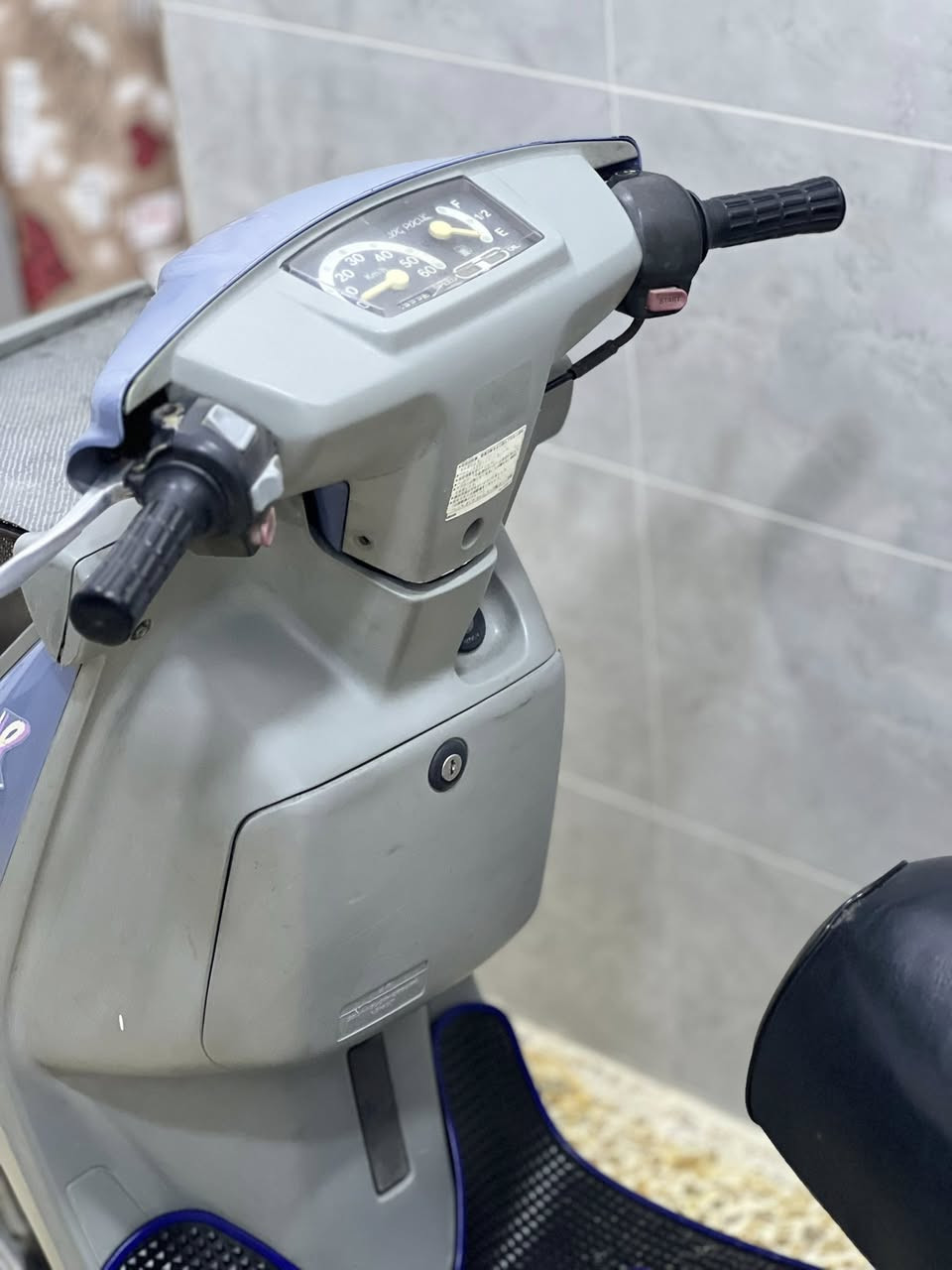 ‏ما طور مزون للبيع شارط محرك ما مفتوح فقد  سرعت شرط 60 ويعبر سعره460 ***********
