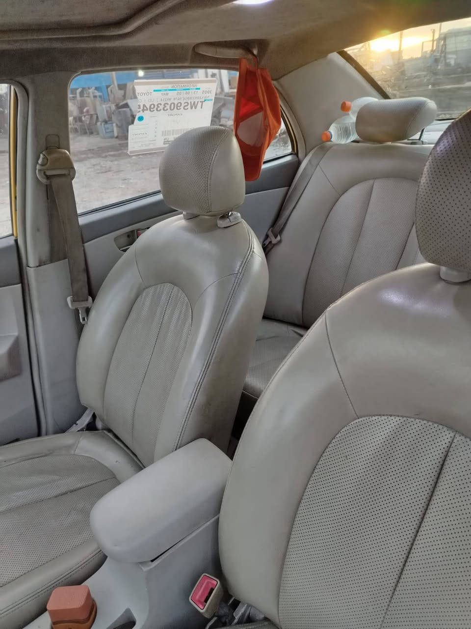 السلام عليكم بي وايدي جي ٣ سياره كل نقص مابيها سياره بلاديه كير مكينه كشر لا صبغ لا تبديل فقط بس الدعاميه مبدله تخم تاير  حداديه جديده مصفره هيئه غرامه تاخذ صافي وسياره شرط التحويل سنويه لل 2031 والي ميحول لا ايخابر مكاني بغداد بسمايه ***********
