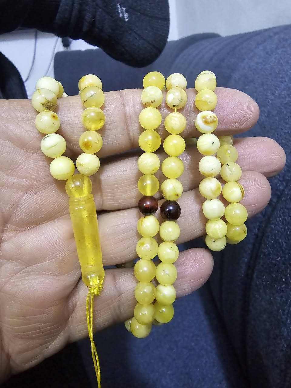 السلام عليكم
سبحة كهرب بولوني عدد ١٠٩
عطر فواح سعرهه ٧٥ الف وزنهه
فوك ٣٠ غم ..توصيل موجود 
مكاني بغداد ...


**إذا كنت صاحب هذا الإعلان وتريد حذفه لأي سبب، رجاءا أرسل رسالة إلى الدعم الفني**