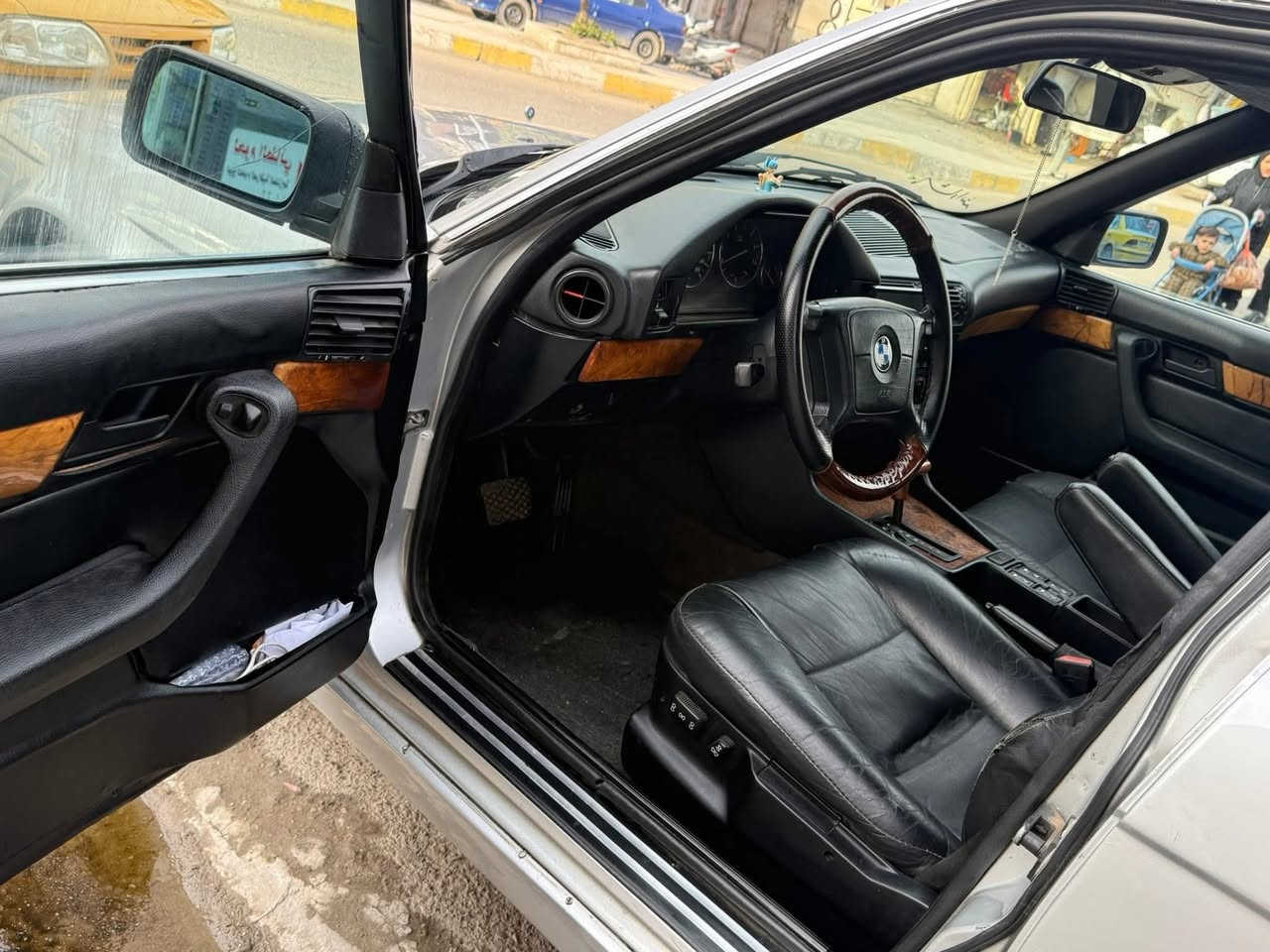 535 مسكر فانوس موديل 91 رقم (بغداد ) الدولي تحويل وهزه جديده السنويه  لون سلفر اصل مصبوغه من l جماليه فقط صبغها درجه أولى السياره ناعمة وترايها يخبل مال حديث 

الگير والمحرك مال صقر 528 جدد حاويه
الحداديه كلها جديده سفنجه 

الكهربائيات بلاد وكلها شغاله بدون جطل وتيب غرفة جديدة وجلد اصلي شركة بدون اي ضرر ، كشن  كهربائي هيتر بالكشن
منظومة تبريد ثلج  تبريد  قطعتين 
تخم تاير جديد وباتري جديد 
بچم عريض محدث

ثلاثة انظمة قياده 
اربعة جام كهربائي 
الغرفه اسود جلد طبيعي  
سنتر لوك وسويج ريمونت 
شاشة +كامرة بيها حساس حقيقي

السعر 75  وبيها مجال


**إذا كنت صاحب هذا الإعلان وتريد حذفه لأي سبب، رجاءا أرسل رسالة إلى الدعم الفني**