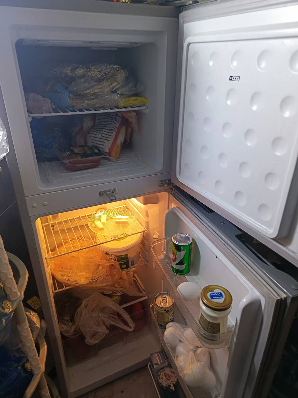 السلام عليكم اغراض للبيع موجودين بلاعلام اسعار حلوة
للتواصل ***********
