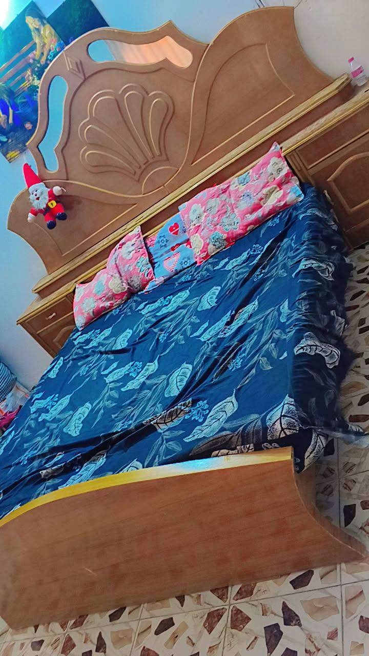جربايه نفرين نجاره ضخمه وثكيله للبيع عنوان حله
‏‪***********‬‏
