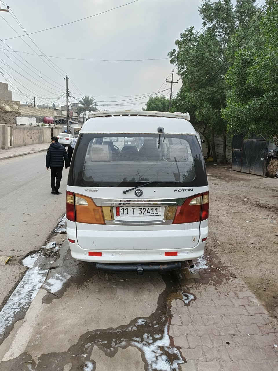 سلام عليكم للبيع فتون 16 حره مامطلوبه لا هيه ولا غرامات مكفوله من ضربه وصبغ وبيه سونار سياره بلاديه حته هلالات مامعمره بلاديه مكينه كير صدر تخم تاير صبغ وياله كله جديد مكاني بغداد الدوره *********** سعره 90 وبيه مجال
