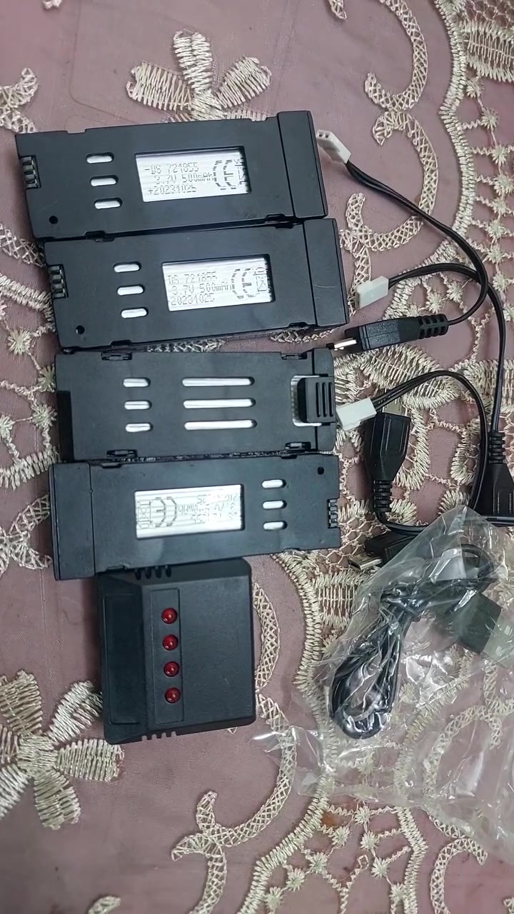 السلام عليكم من رخصة الأدمن عندي هاي بطاريات ادرون  اربعه مع الشاحنه للبيع


**إذا كنت صاحب هذا الإعلان وتريد حذفه لأي سبب، رجاءا أرسل رسالة إلى الدعم الفني**