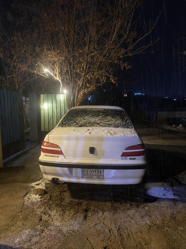 سلام عليكم 406 شركة عامه  بلاديه سياره كلشي شغال بيها مابيهة صبغ نضيفه نقصها مشط ستيرن ماعندي مجال اصلحة محرك وكيرك شرط مكفولات تبريد تايرات جدد  سعر 55 ورقه مكان بغداد زعفرانيه ***********
