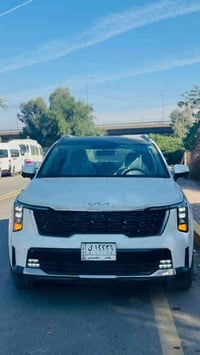 سورنتو ٢٠٢٤ فول مواصفات 4X اعلى فئة خليجي ضمان الدولية ماشية ٢١ الف كي...