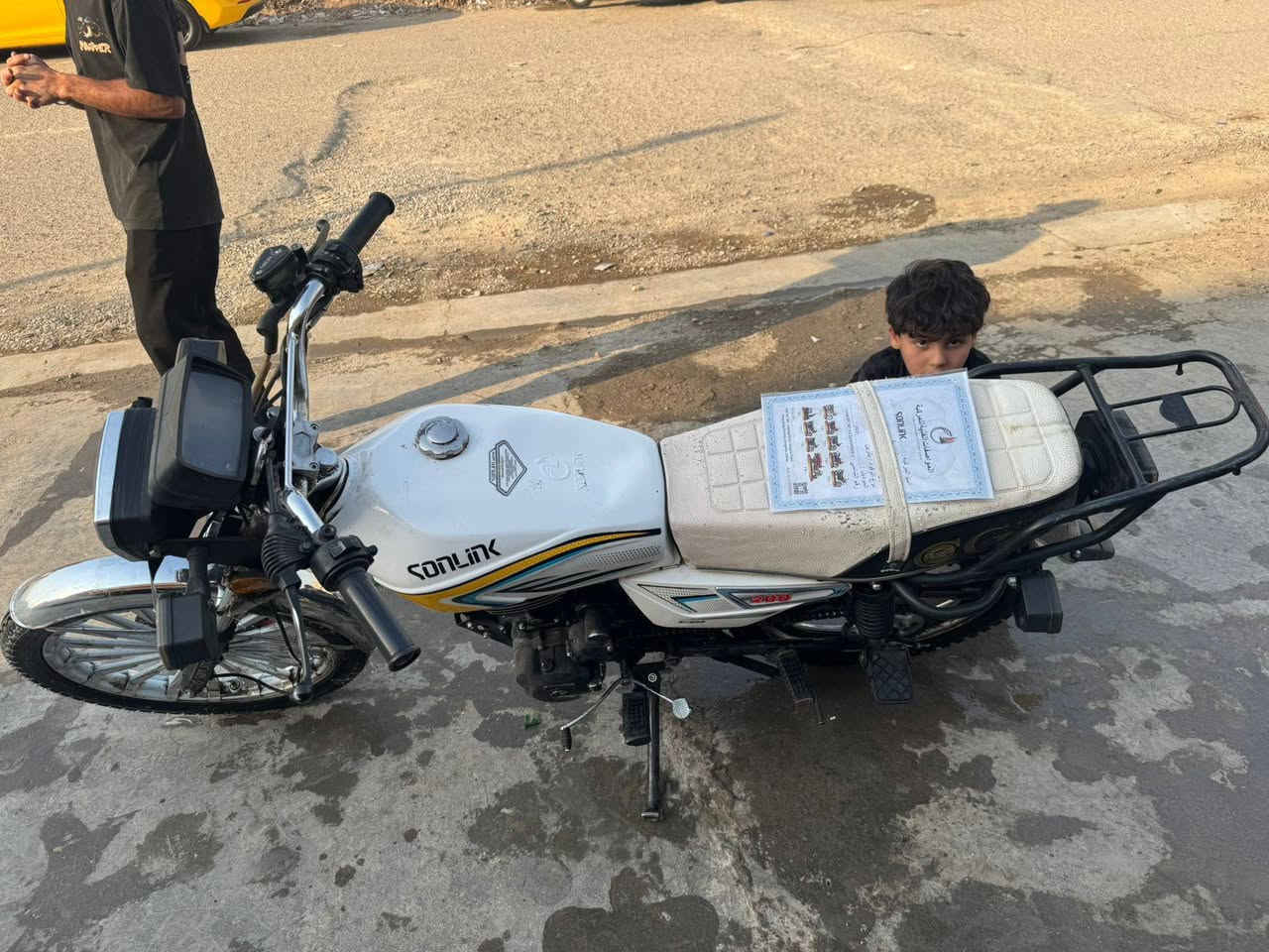 درجة يرانيه سونك البيع مديل 2025 دراجه منزله بيدي صار 3اشهر دراجه مكينه كفاله من كلشي يرادله ترتيب قليل سعر 625بيه مجال مكان الشعب ***********
