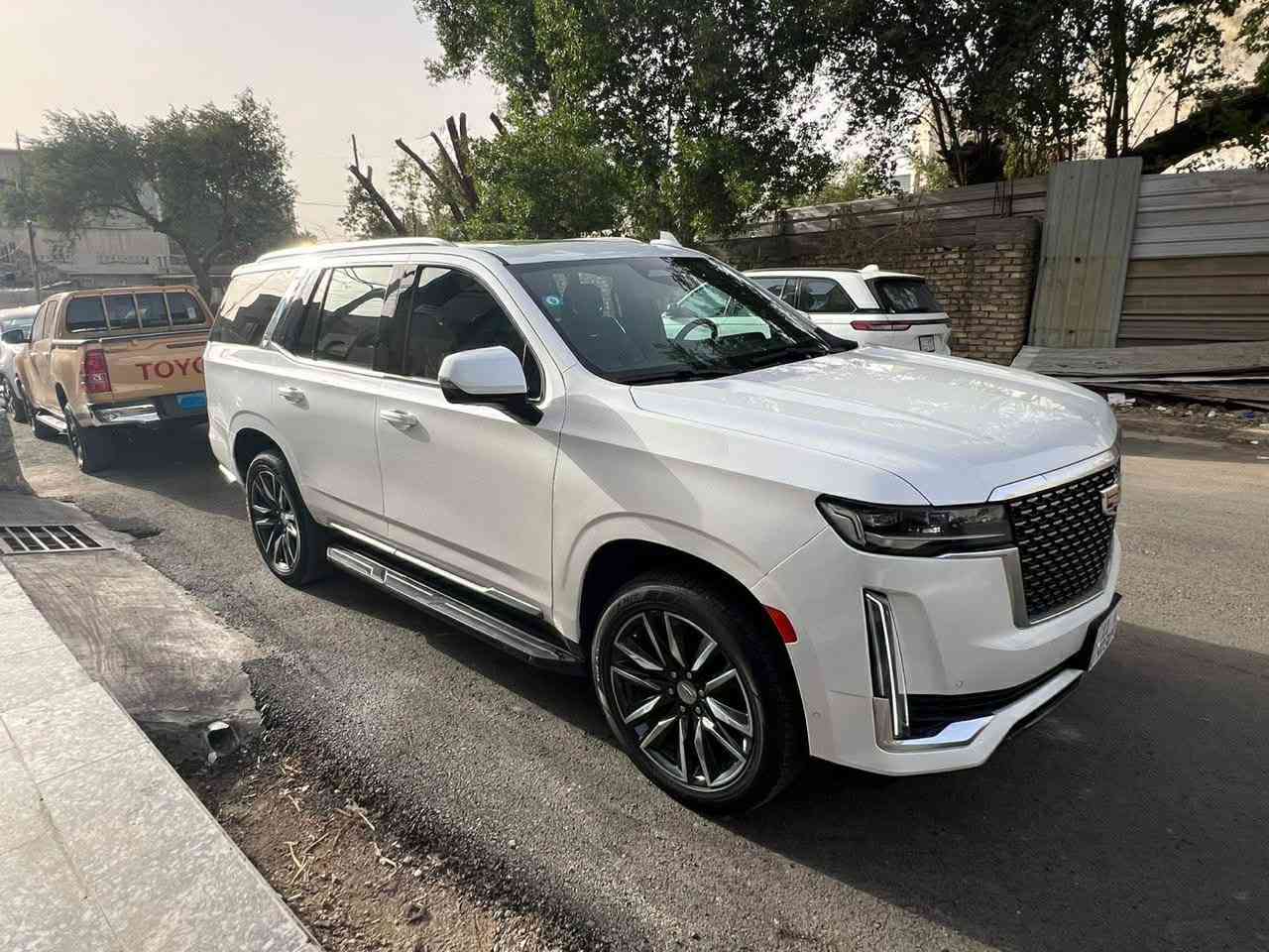 للبيع او مراوس حسب القناعه 
كاديلاك سكاليد 2022 بغداد 
وارد امريكي  السعر. 650ورقه. مع المجال 
الي يريد صور المزاد يجي خاص وتدلل ربي يحفظ الجميع 
اي استفسار على الارقام التالية مع واتساب 
***********
***********سيد كريمً الشريفي 
العنوان الحله شوملي
