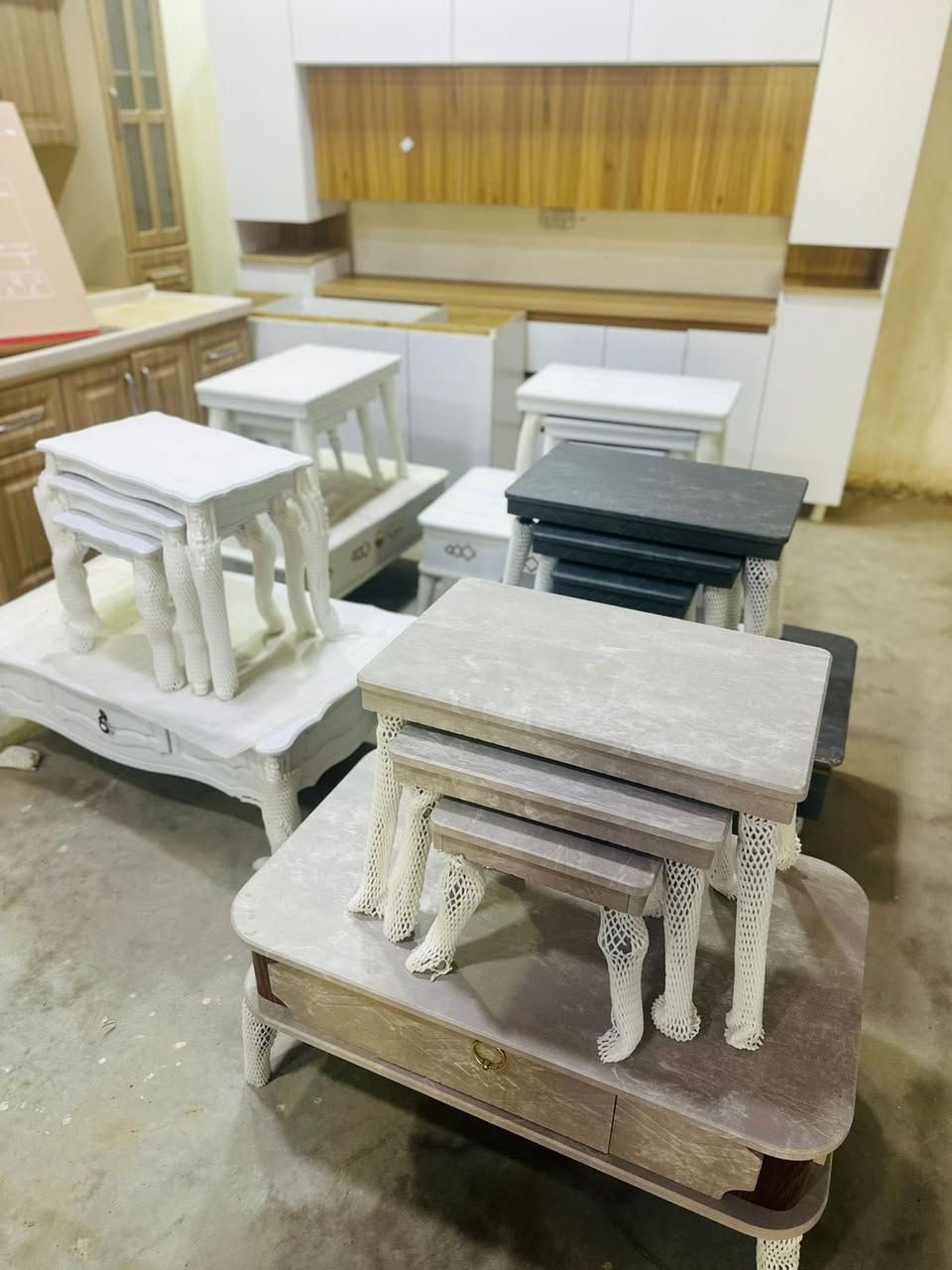 يوفر لكم مجمع العبدالله التجاري كل مايحتاجة البيت من مواد كهربائية واثاث المنزلي (البالة والجديد)
العنوان ؛الحفرية الشارع العام
الاستفسار مراسلة الصفحة
الاتصال على رقم ***********@إشارة
