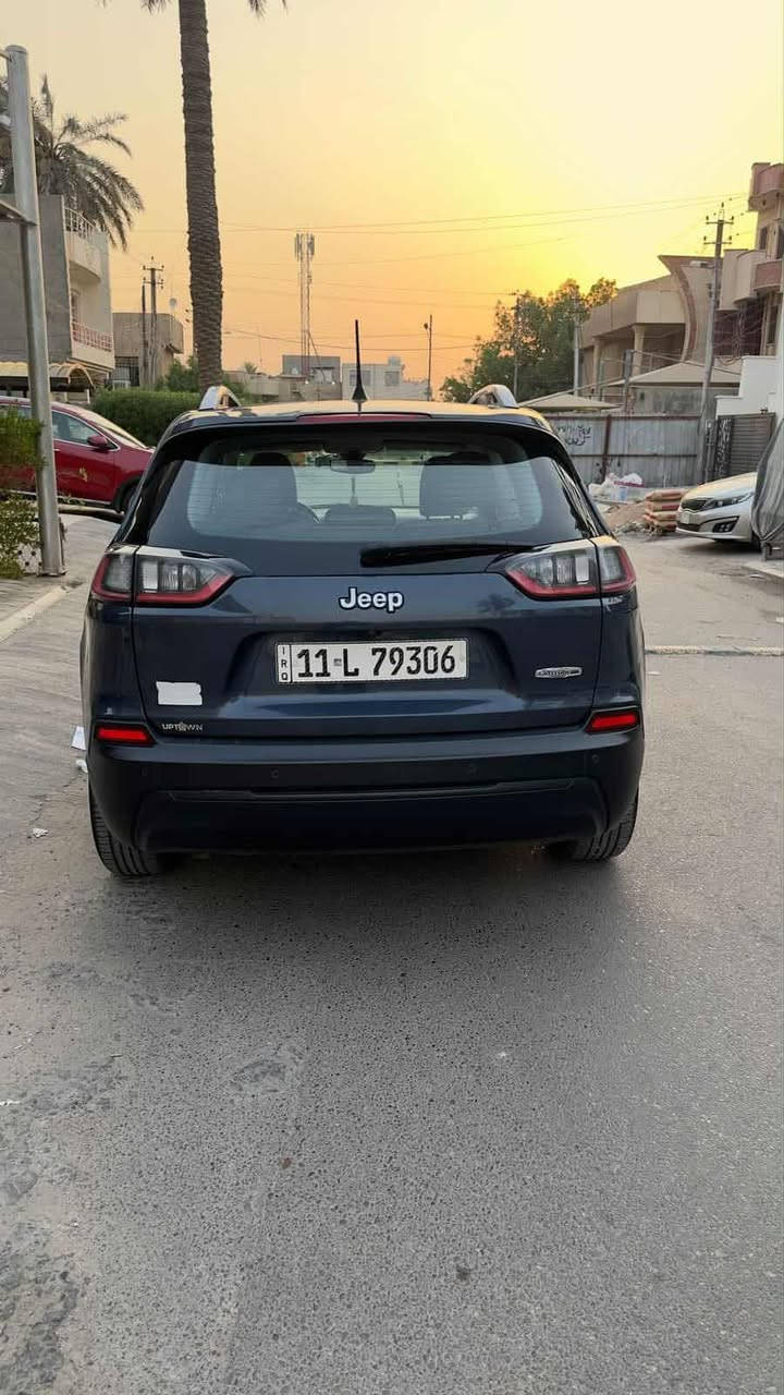 موديل 2020 لميتد مواصفات كامله عدى الفتحه
محرك 4 سلندر 2500 تنفس طبيعي 
السياره ب اسمي مشروع وطني تحويل ثاني يوم 
مواصفات لسياره 
ماشية 77
حساس خلفي 
تبريد قطعتين منفصل مع قطعه تبريد خلفي 
كرسي سائق كهربائي 
بصمه 
صندوق كهرباء
هاند بريك كهربائي
نقاط عمياء 
وتفحص يم المندلاوي يلا تأخذ السيارة 
للاستفسار خاص


**إذا كنت صاحب هذا الإعلان وتريد حذفه لأي سبب، رجاءا أرسل رسالة إلى الدعم الفني**