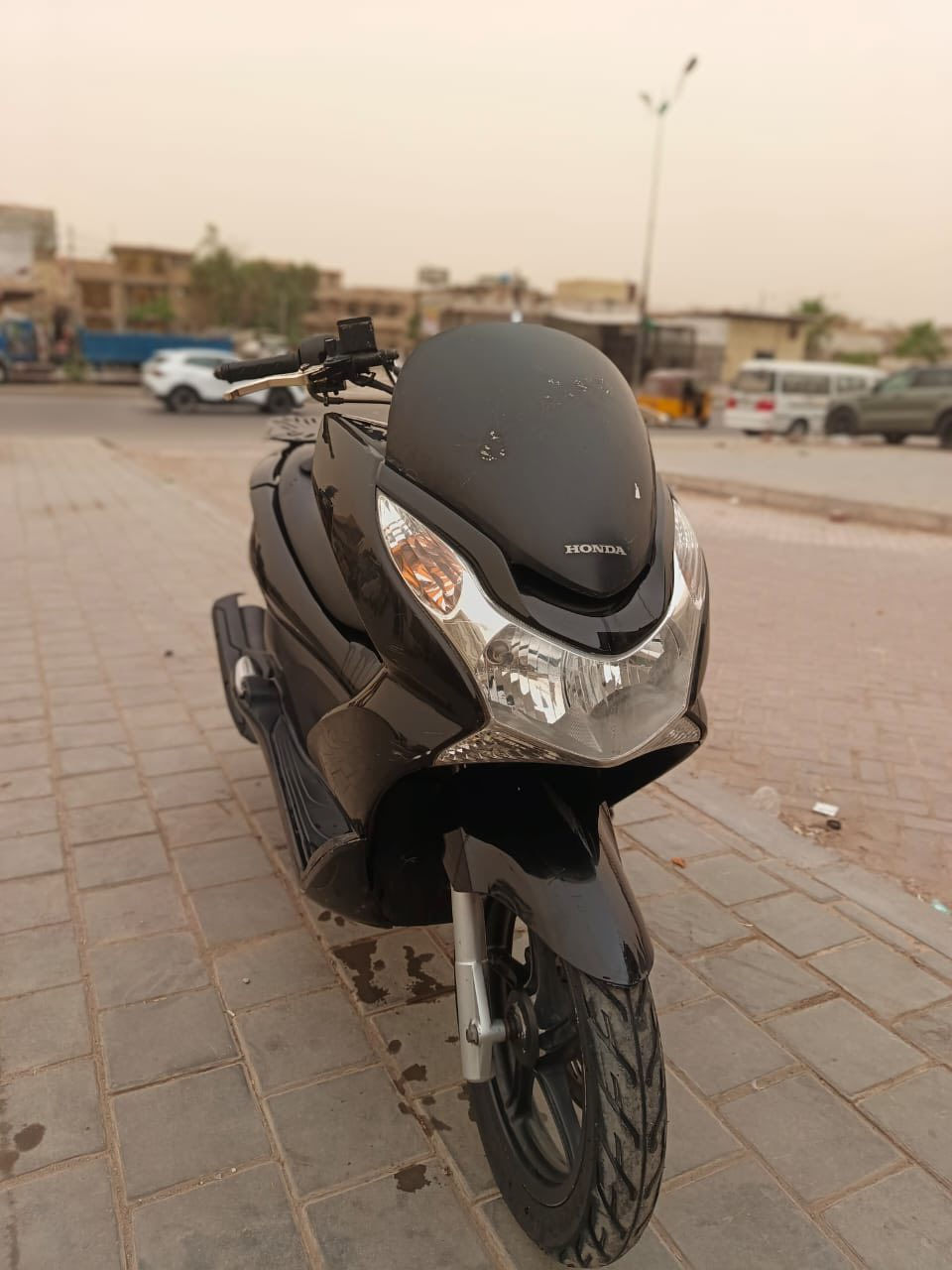 سلام عليكم بيس اكس جيل الأول دراجه حلوه شلعه معدل حساسات كهربيات كله شغال سعر1450 عنوان مدينه الصدر رقمي***********
