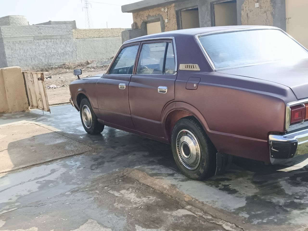 السلام  عليكم
سياره كراون موديل ١٩٧٥بلاديه كير  و محرك بلادي مكينتها خير من الله.رقم دولي سنويتهاصادره ٢٠٢٥ /١٢     السعر ٥٨وبيه مجال 
***********

***********
