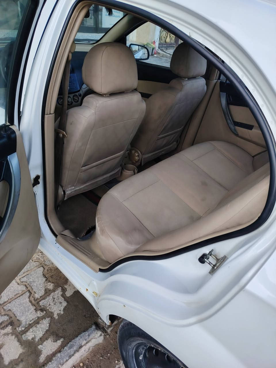 سلام عليكم افيو مديل 11  خليجي محرك 1400 مفتوح كير اوتو رقمه قادسية  أنكليزي  سنويه 2030 مداور ثاني  يوم السعر 67 وبهة مجال مكاني نجف كوفة رقم صاحب السيارة *********** بي وتساب
