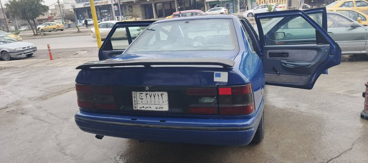 السلام عليكم الحلال للبيع 
فورد اسكوريبو موديل 92 اصل 
فول مواصفات 
محرك گير شرط طخم تايرات جديد مصبوغة عام جمالية بدون ضرر بدون خياس تبريد ثلج 🥶 تدفئة داخل جديد السيارة 
كاربون بانزين رقم الماني سنوية تسقط 2029 ويل كب گير عادي محرك V6
 عندي وكالة عامة والشرعي موجود شرط التحويل 
 كاملة مكملة السعر 28 وبيها مجال بسيط  
 ***********
