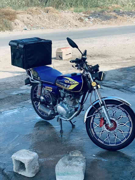 سيفان موديل 24 خير من الله نقصه دبلات امامي وبريك عارضه 650وبيه مجال المكان بغداد قرب الجزيره السياحيه 
*********** متواجد واتساب
