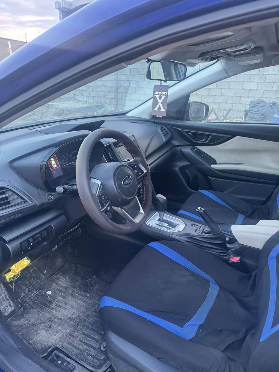 سوبارو امبيرزا
2023 
محرك 2000
فول مواصفات 
بصمه 
فتحة سقف 
تحكمات ستيرن 
تحديد مسار 
مثبت سرعه 
كامره خلفيه 
رادار 
توقف ذاتي 
كير سبع سرعات
سفتات ستيرن  
حادث جاملغ جهة السايق ايرباك ستيرن طاك رقم الشاصي موجود بالصور  
رقم بغداد 
السعر 125 وبيها مجال 
مكانها بسمايا
***********
واتساب فقط غير متواجد فيس بوك
