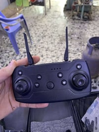 سلام عليم عدي طياره درون كلشي مابيه بس باتري هابط ابيعه او مرواس بسيار...