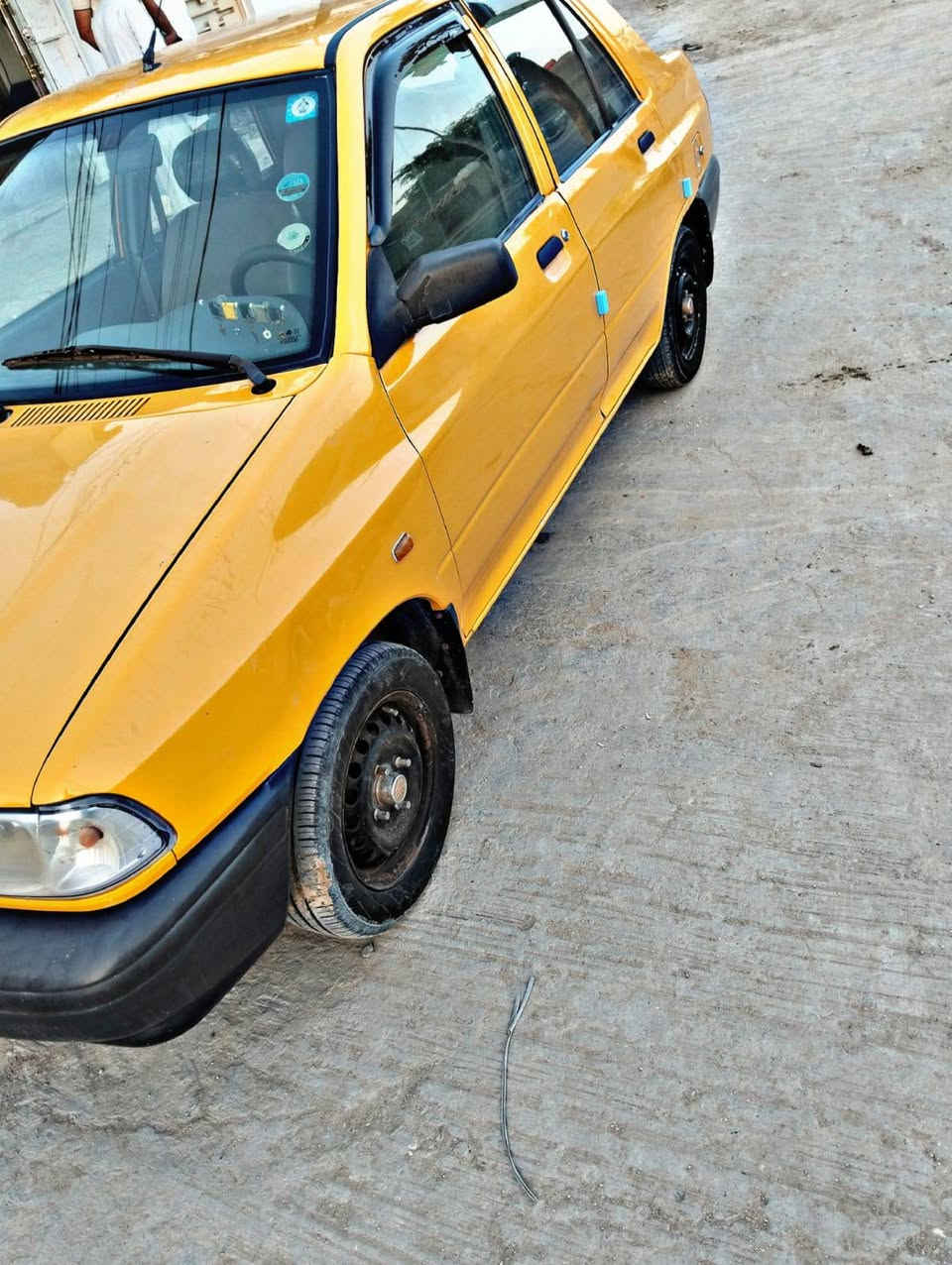السلام عليك
سايبة موديل 21 
رقم قادسية انكليزي
سيارة باسمي
محرك وكير مكفولات 
الغرامه صفر وهيئة صفر 

العنوان /ديوانيه حي لوحده 
الرقم /*********** 
السعر خاص .

