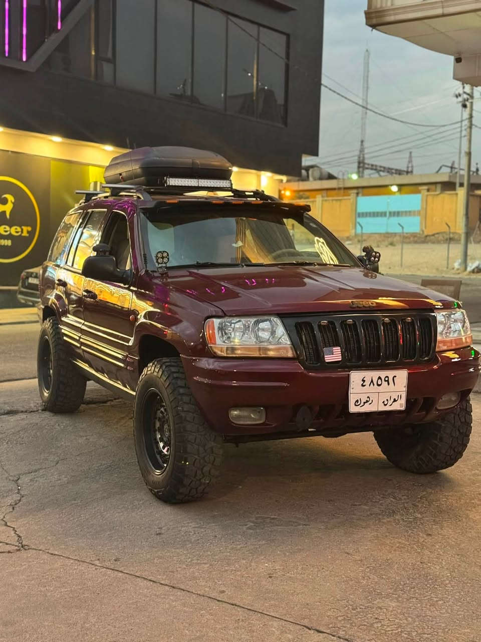 🚗 جيب شيروكي موديل 2000 - جاهزة من كلشي 
السعر 95 قفل 
السيارة نظيفة ومكفولة من كلشي، 
 المحرك: V8 (غاز وبانزين واقتصادية جداً).
 البودي: مصبوغة عام 
 الميكانيك: كير، مكينة، حدادية، وتايرات.. كلهن جدد.
 المواصفات: تبريد شاشة، كاميرا خلفية، ليدات داخلية وخارجية، وجنطة علوية. مراوس حسب القناعه
 📍 العنوان: الديوانية 
 📞 للاتصال والشراء: ***********
