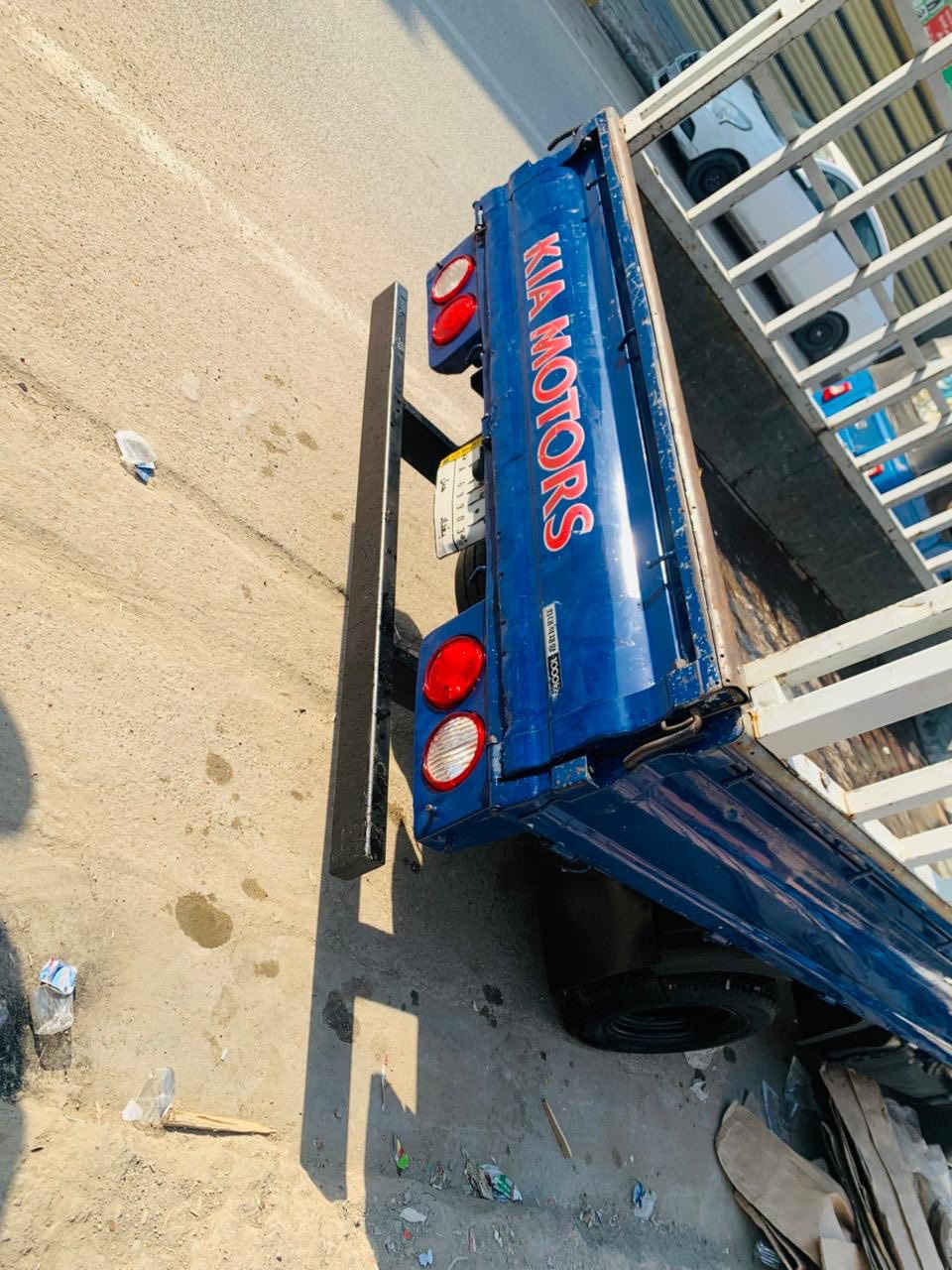 السلام عليكم
لبيع كيا موديل 2006رقم بغداد تحويل مباشر مكينة 3000جاهزة حدادية تايرات جاهزة من كلشي كبل لشارع مكانها بغداد السعر 74

الرقم ***********
