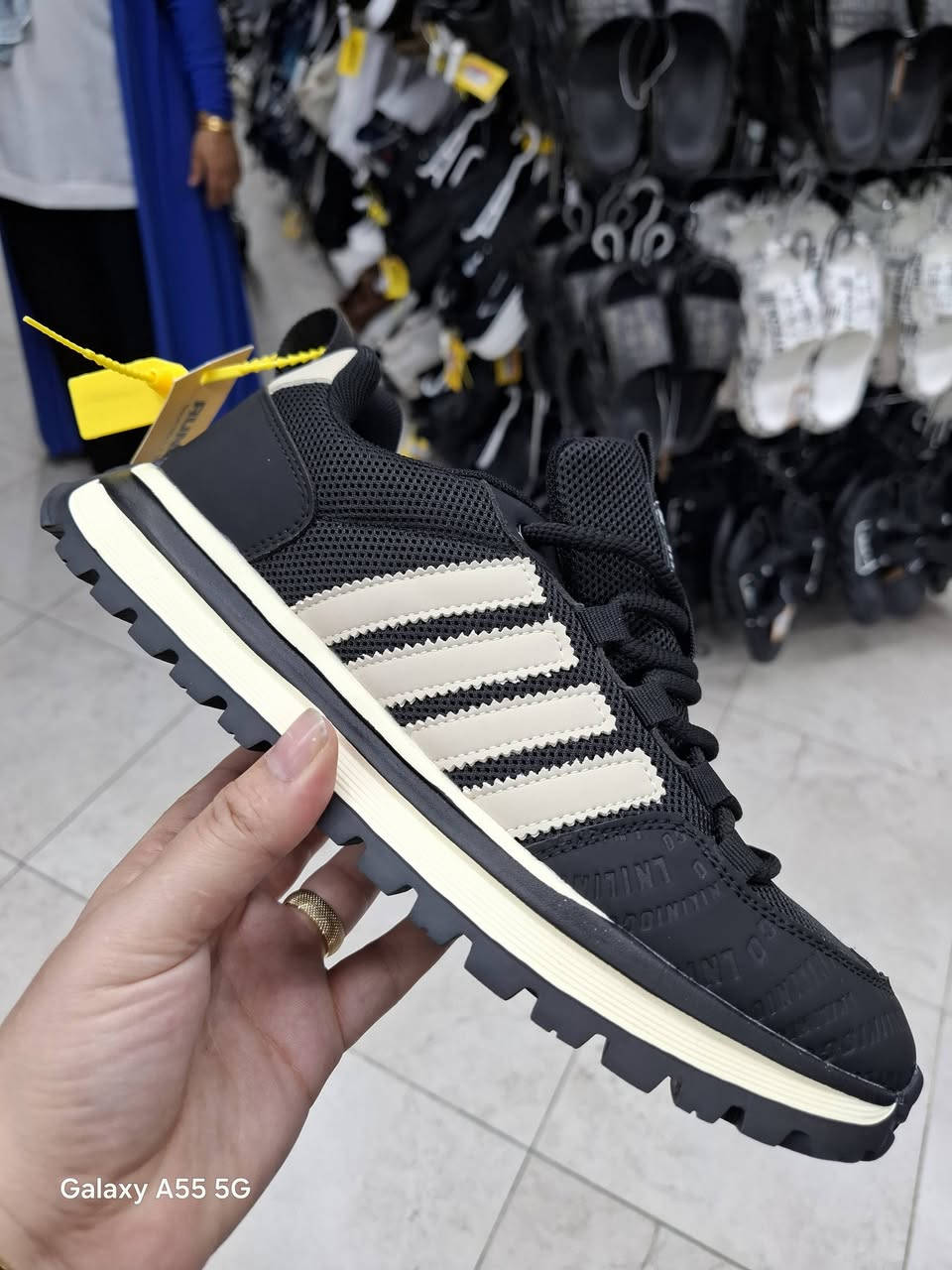 🩶🤍


**إذا كنت صاحب هذا الإعلان وتريد حذفه لأي سبب، رجاءا أرسل رسالة إلى الدعم الفني**