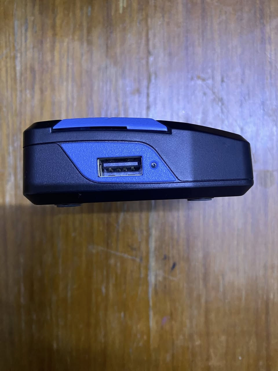 قطعة تحويل نظيفة كلش Cronus Zen CM00053-C كل قطعها كاملة بس العلبة مالتها مفقودة اما الكتلوك موجود اما باقي الاغراض كامله وسليمة تشتغل على PlayStation وxbox و وNintendoوpc
السعر 120 الف


**إذا كنت صاحب هذا الإعلان وتريد حذفه لأي سبب، رجاءا أرسل رسالة إلى الدعم الفني**